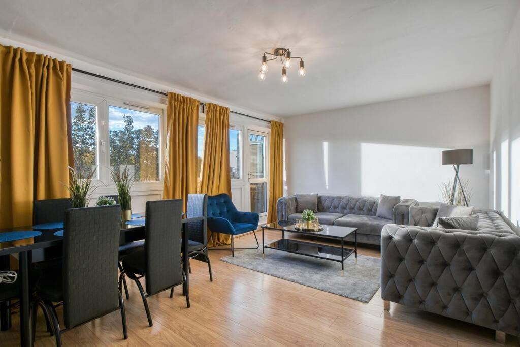 Kings Cross Apartment 4 Br ลอนดอน ภายนอก รูปภาพ